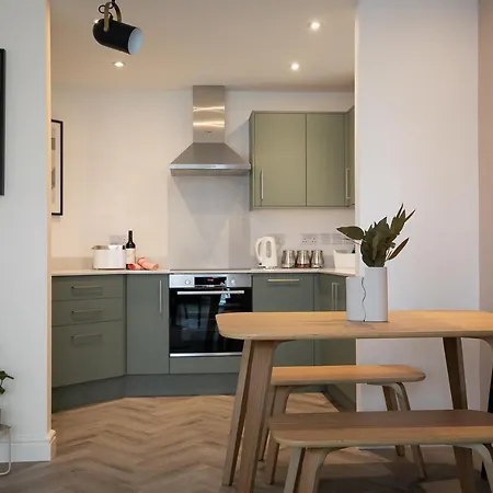 Pinot Perch Apartment *