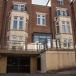 Pinot Perch With Free Underground Parking Apartment Whitby